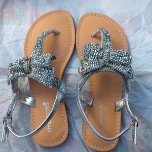 Bow Sandles